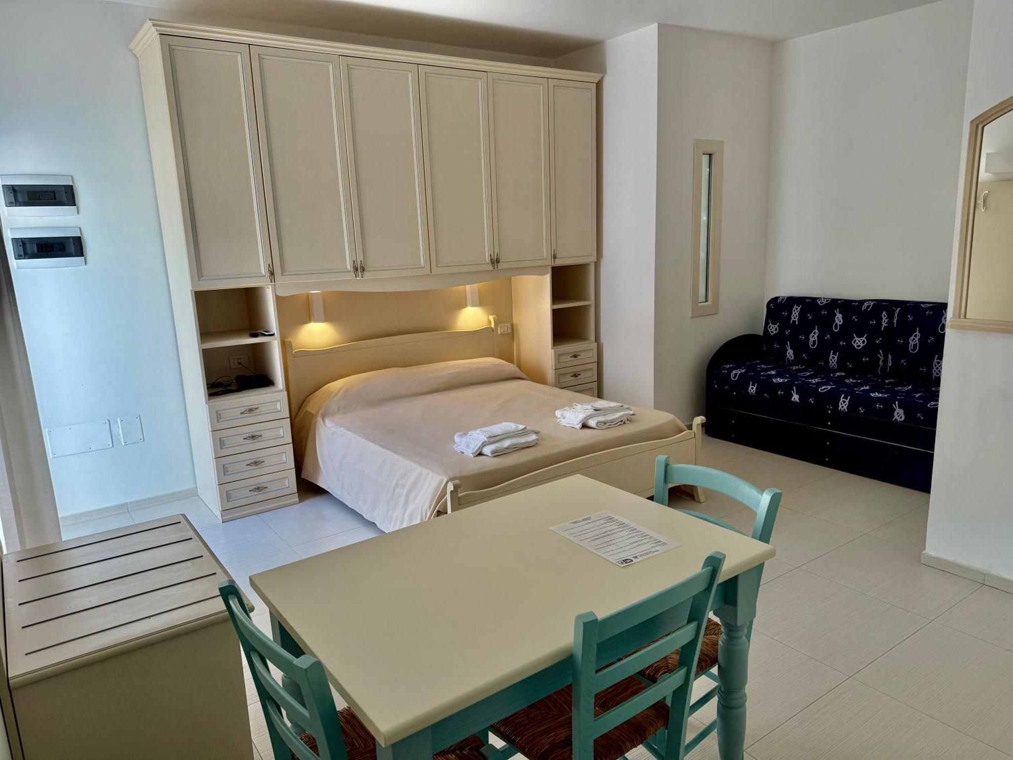 Baia Sangiorgio Hotel & Beach Club Bari Bagian luar foto